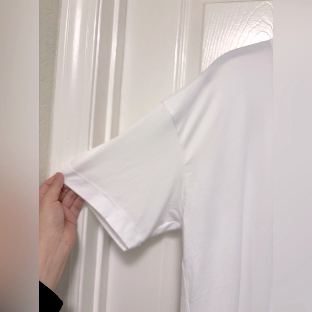 NWT Vuori Energy Tee Long in White - Picture 7 of 10